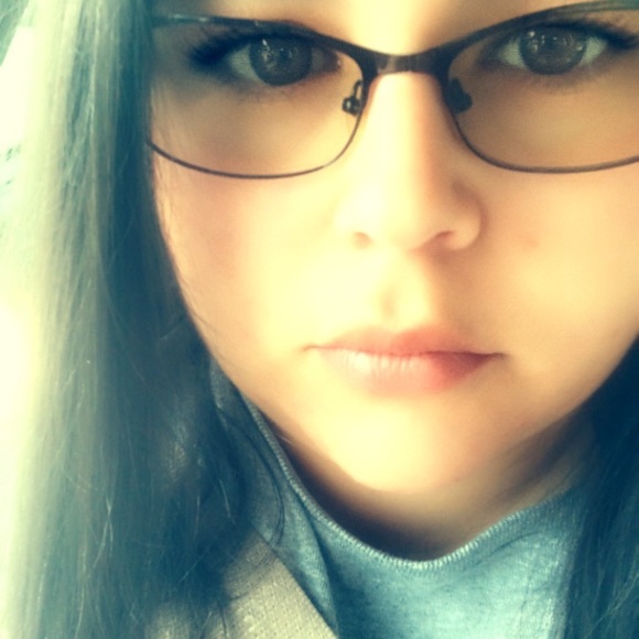 Meet your Posher, Jackie - Picture 1 of 1